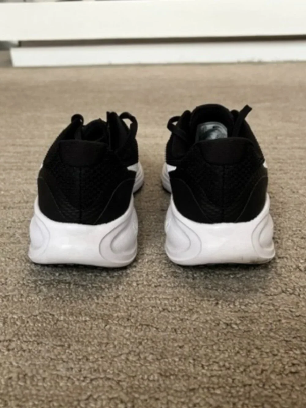 Nike Women's Revolution 8 Running Shoes in Great Condition